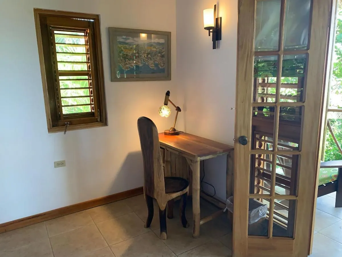 Tensing Pen Negril