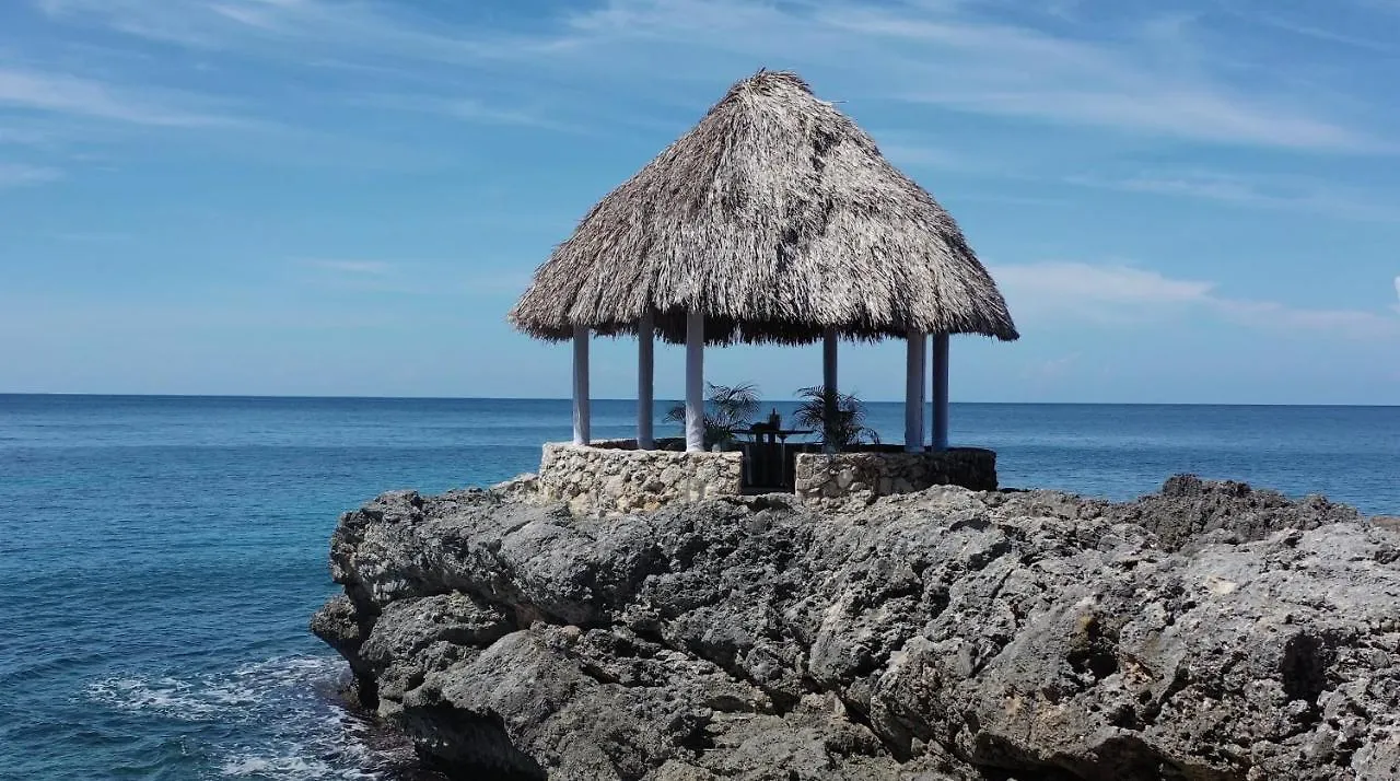 Tensing Pen Negril Jamaica