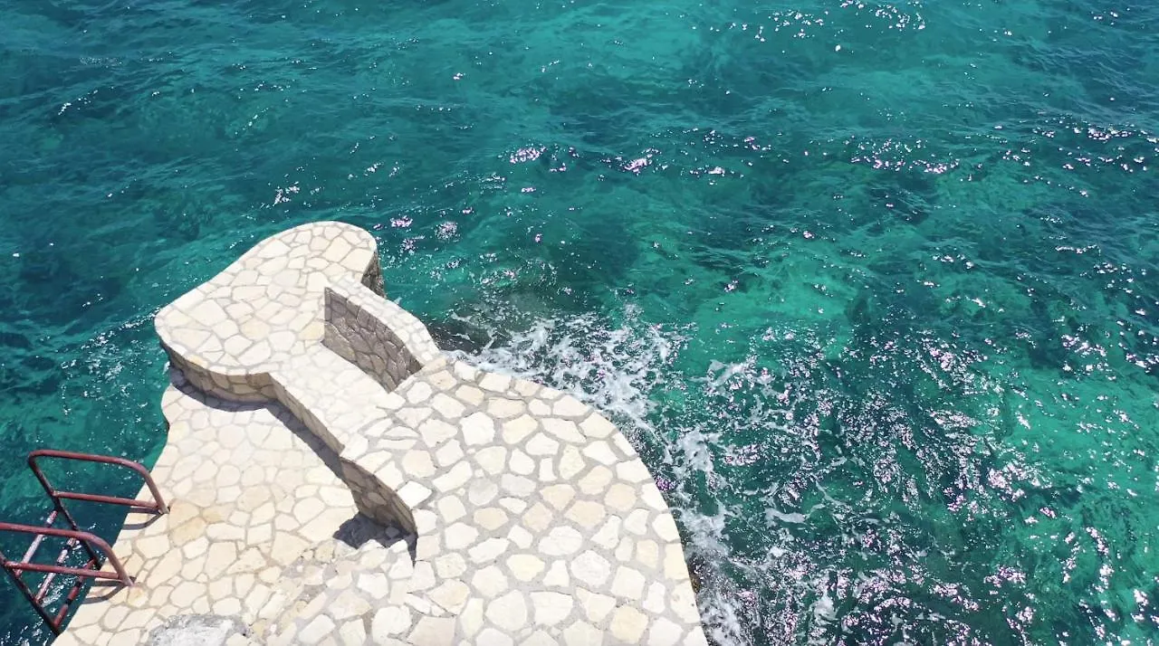 Tensing Pen Negril Hotel