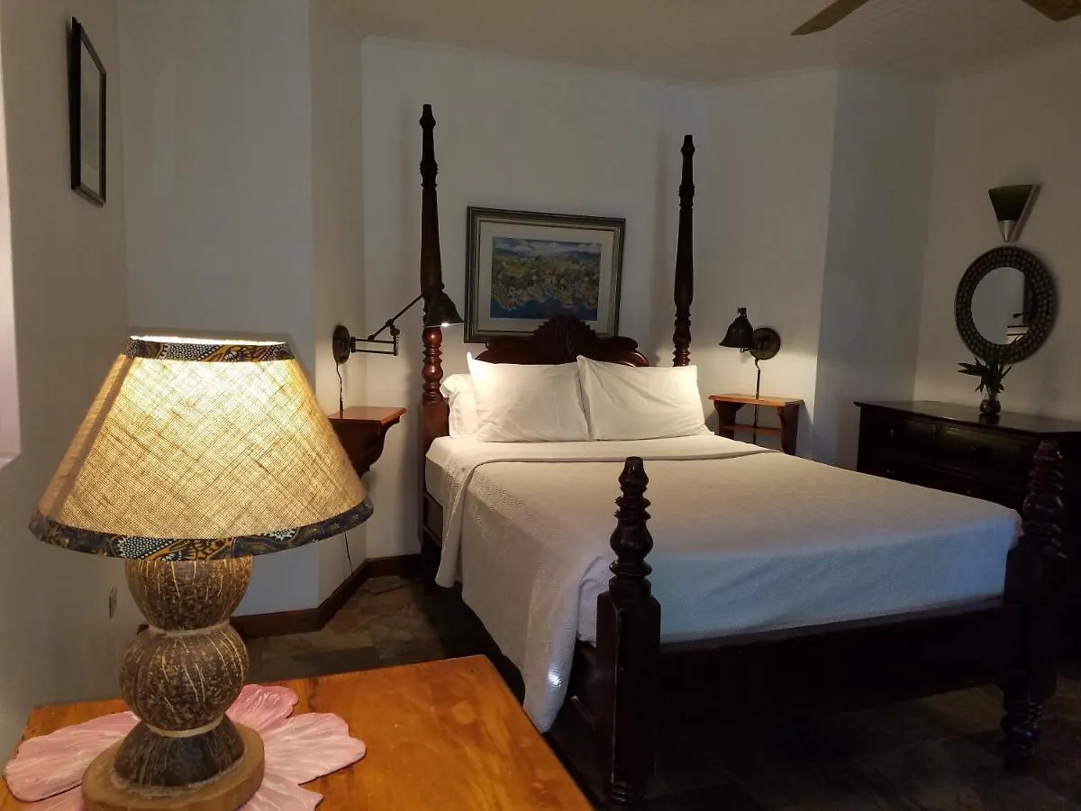 Tensing Pen Negril